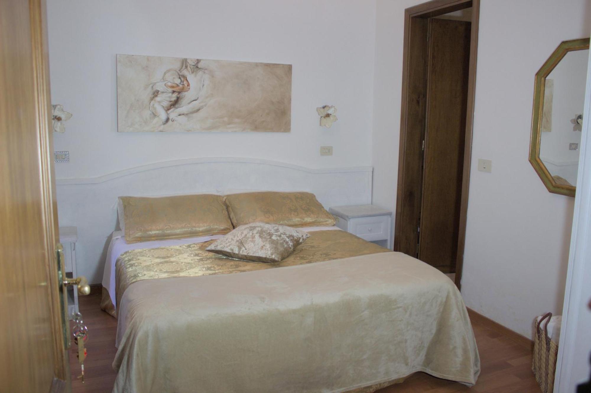 Soggiorno Madrid Florence Ngoại thất bức ảnh