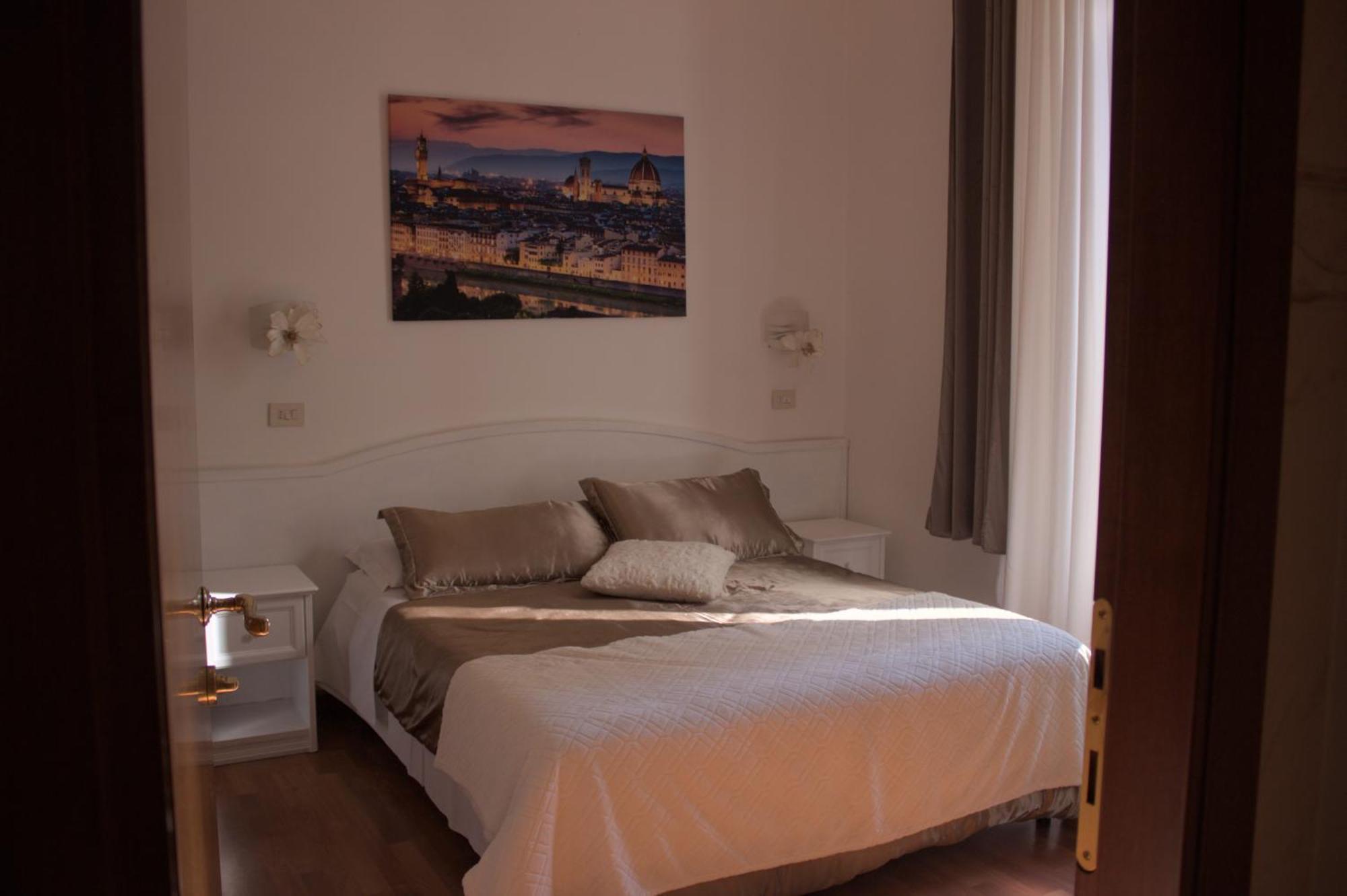 Soggiorno Madrid Florence Ngoại thất bức ảnh