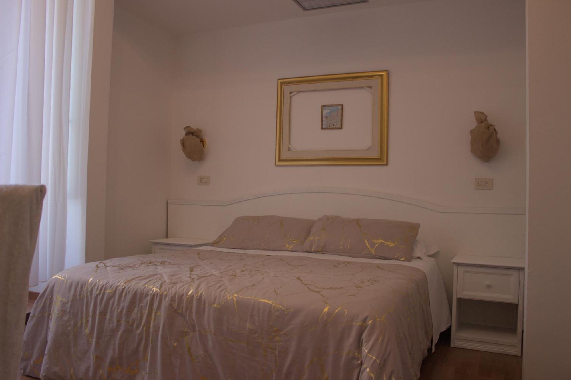 Soggiorno Madrid Florence Ngoại thất bức ảnh